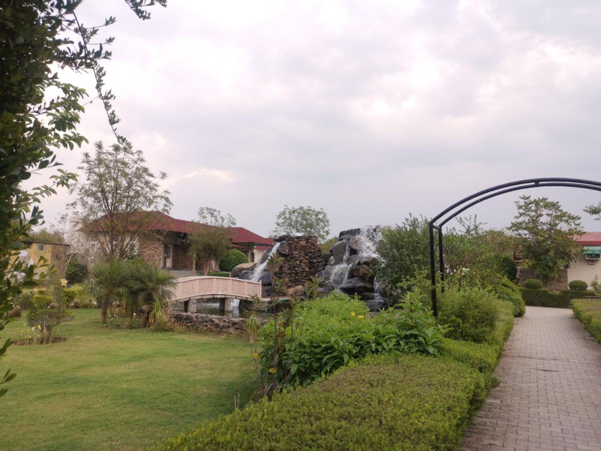 Astroport Sariska Treetop By Eight Continents Tehla Kültér fotó